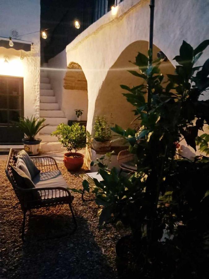 La Cachette Aigues-Vives (Gard) Exterior foto