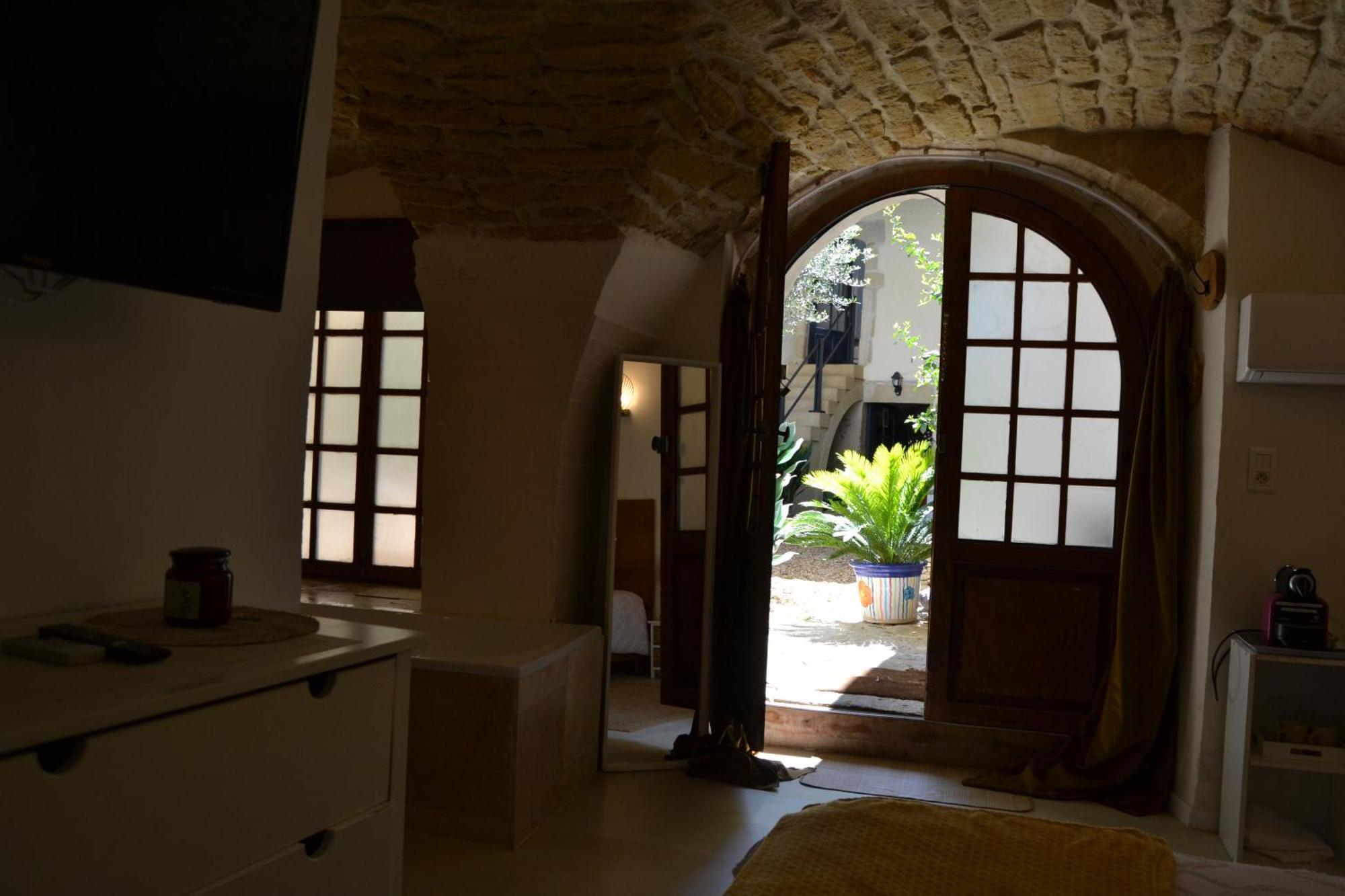 La Cachette Aigues-Vives (Gard) Exterior foto